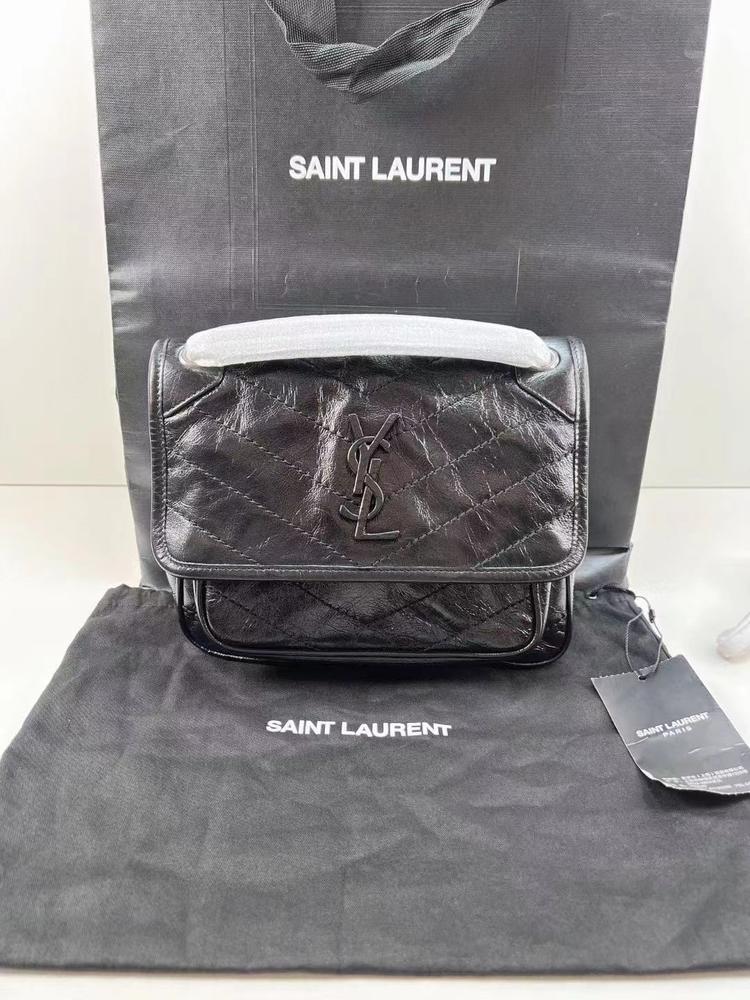 Saint Laurent 圣罗兰 全新黑色NIKI小号新款D扣