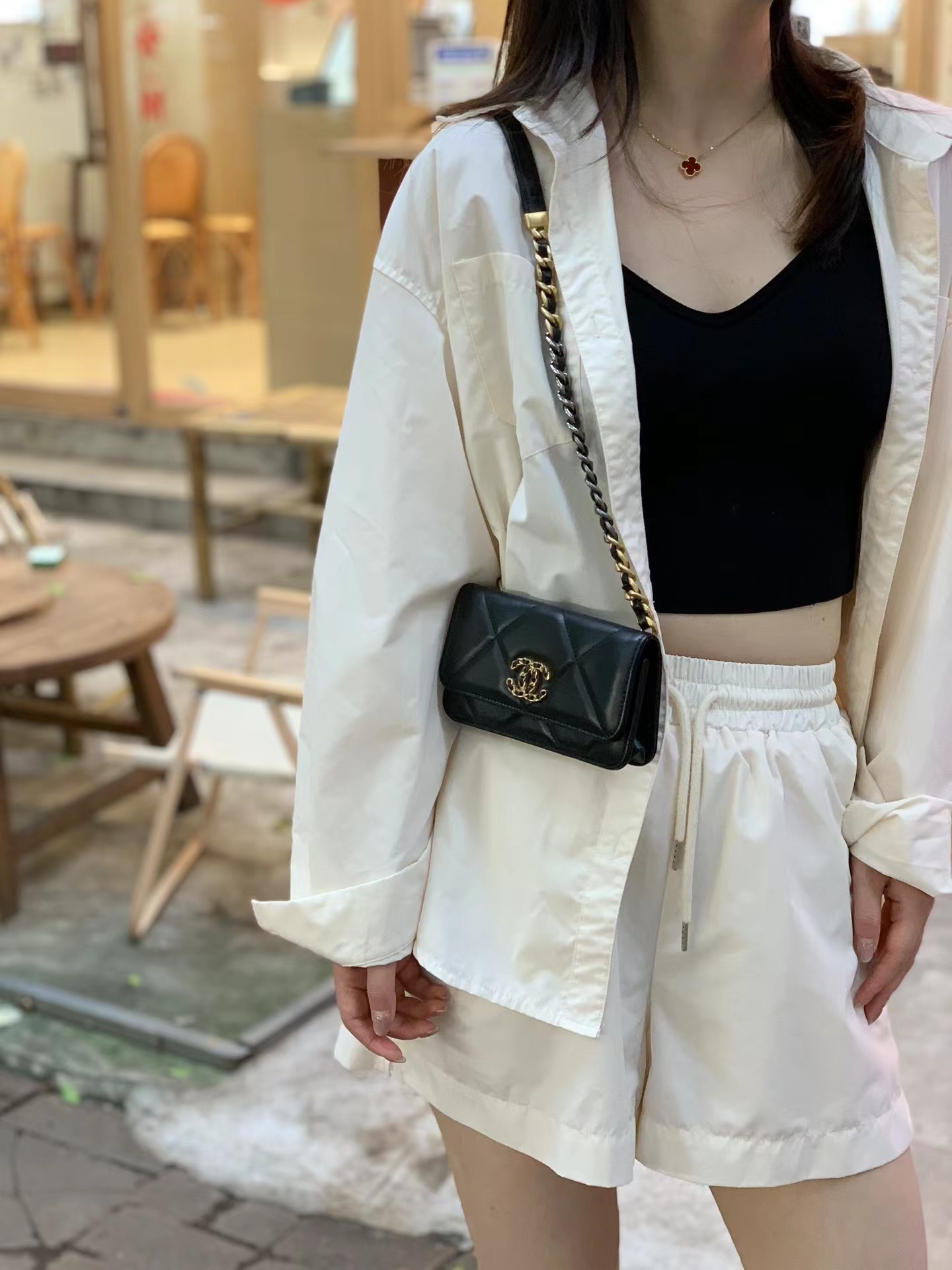 Chanel香奈儿 黑金mini 19bag腰包 芯片款✨Chanel 香奈儿 mini 19bag 腰包 单肩包 黑金羊皮 多种背法📦现货秒发1w多🉐️