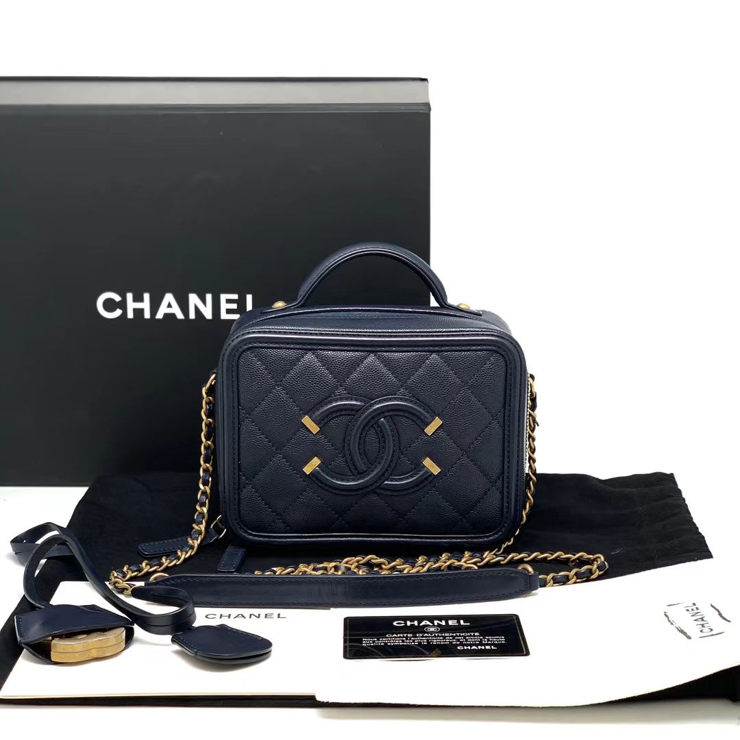 Chanel 香奈儿 藏蓝色荔枝牛皮金扣相机包