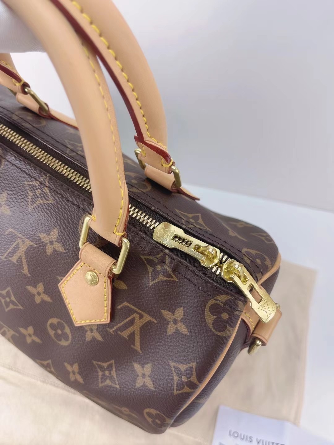 Louis Vuitton 路易威登闲置品Speedy25肩带款| iLux