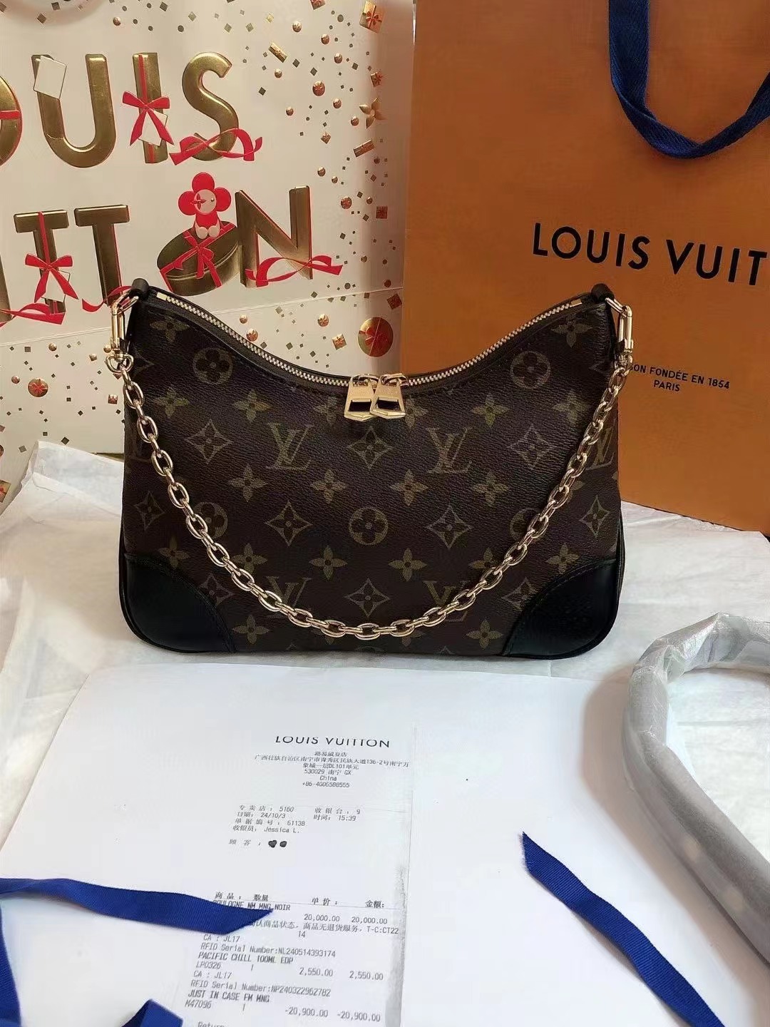 Louis Vuitton 路易威登 全新芯片款黑牛角包