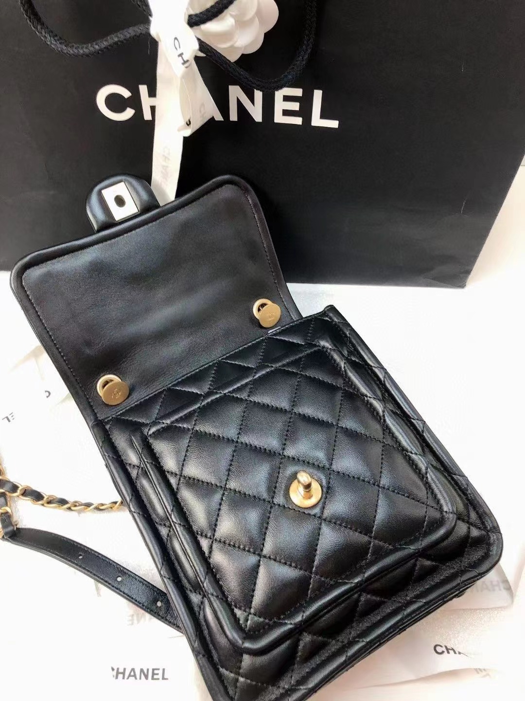 Chanel香奈儿 全新24P黑金双肩包 全❤️Chanel/香奈儿24p黑金双肩包Chanel/香奈儿24p黑金双肩包菱格纹金扣复古有质感气质时尚潮流百搭 好价💰