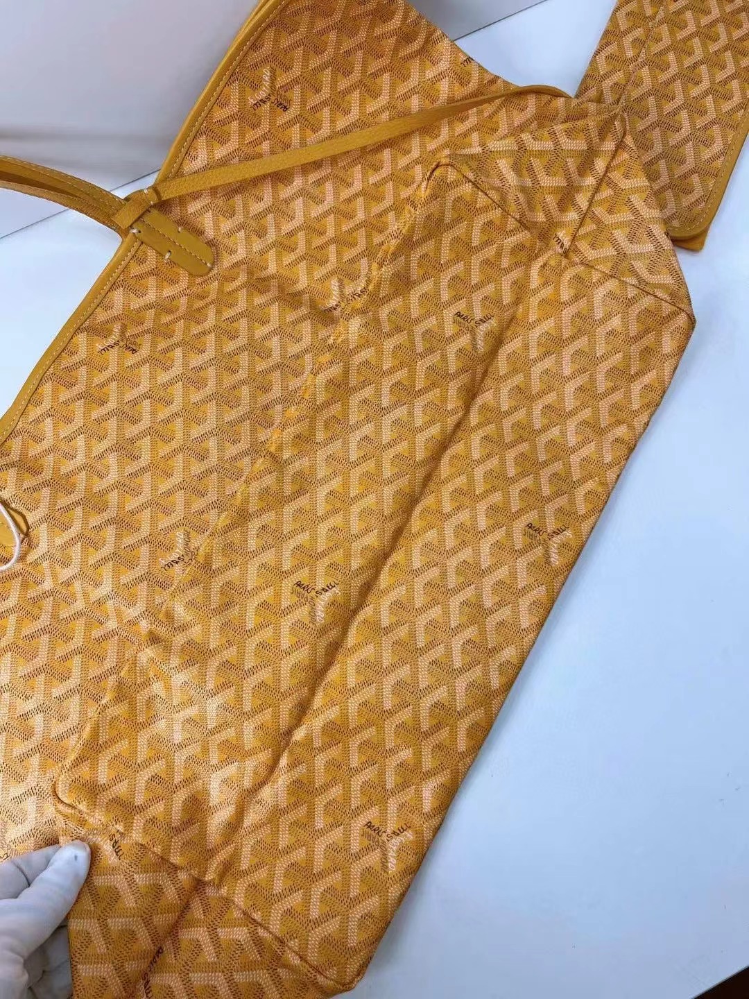 Goyard高雅德 闲置未使用黄色tote托特子母包大号 闲置未使用Goyard/戈雅 夏季爆款大号黄色老花子母购物袋，尺寸：39*32cm 好价💰不过万
