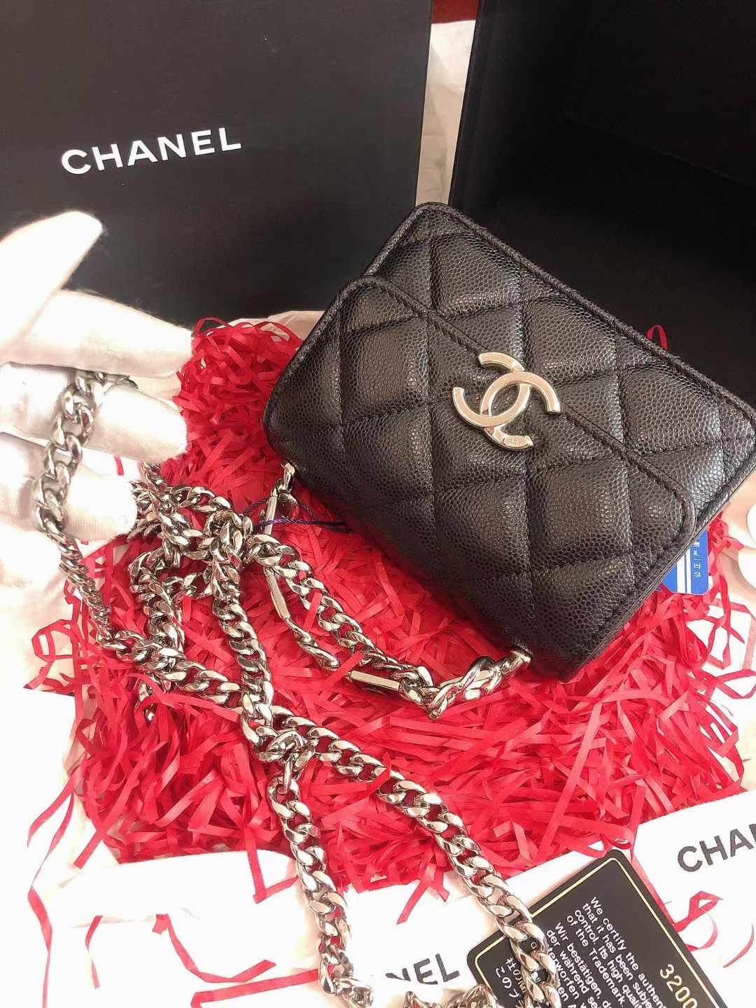 Chanel香奈儿 全新黑色银扣牛皮珐琅扣手柄链条包 全❤️Chanel 22S香奈儿黑色荔枝皮银扣珐琅扣手柄单肩斜挎包 附件32身份卡 盒子 好价💰