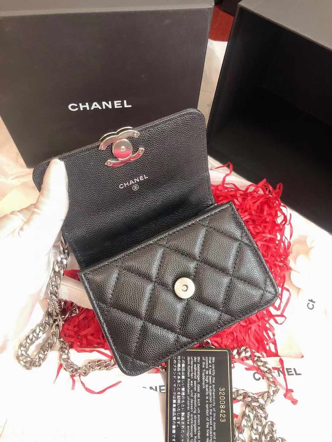 Chanel香奈儿 全新黑色银扣牛皮珐琅扣手柄链条包 全❤️Chanel 22S香奈儿黑色荔枝皮银扣珐琅扣手柄单肩斜挎包 附件32身份卡 盒子 好价💰