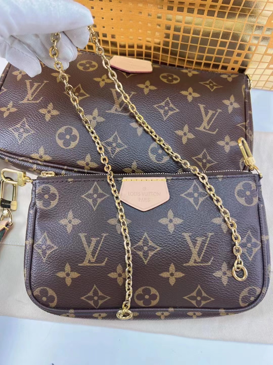 Louis Vuitton 路易威登五合一绿色肩带款| iLux