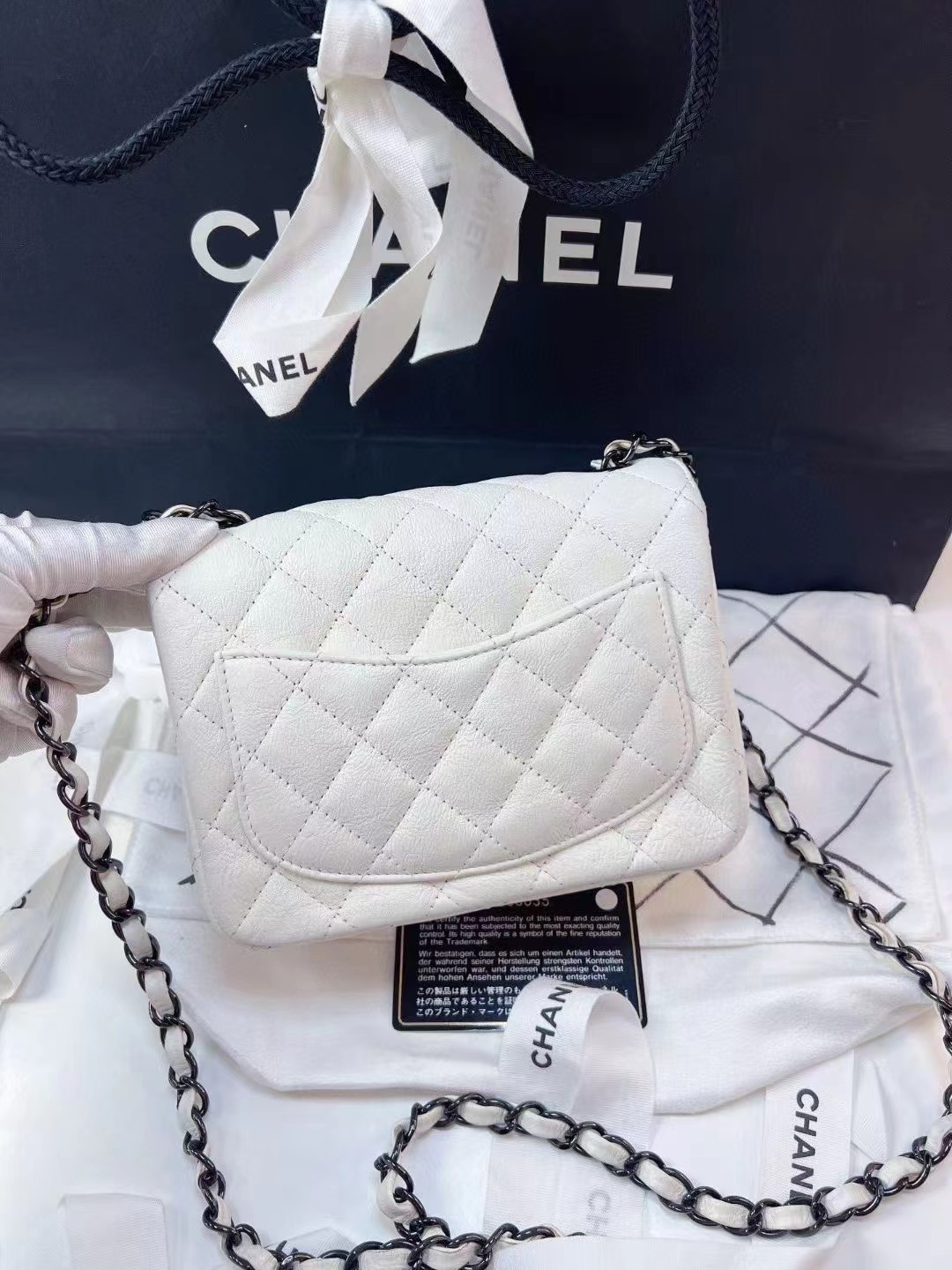 Chanel香奈儿 白色荔枝牛皮熊猫方胖子 搁置品Chanel香奈儿白色荔枝皮黑扣熊猫方胖子 配件尘袋24身份卡 好价💰