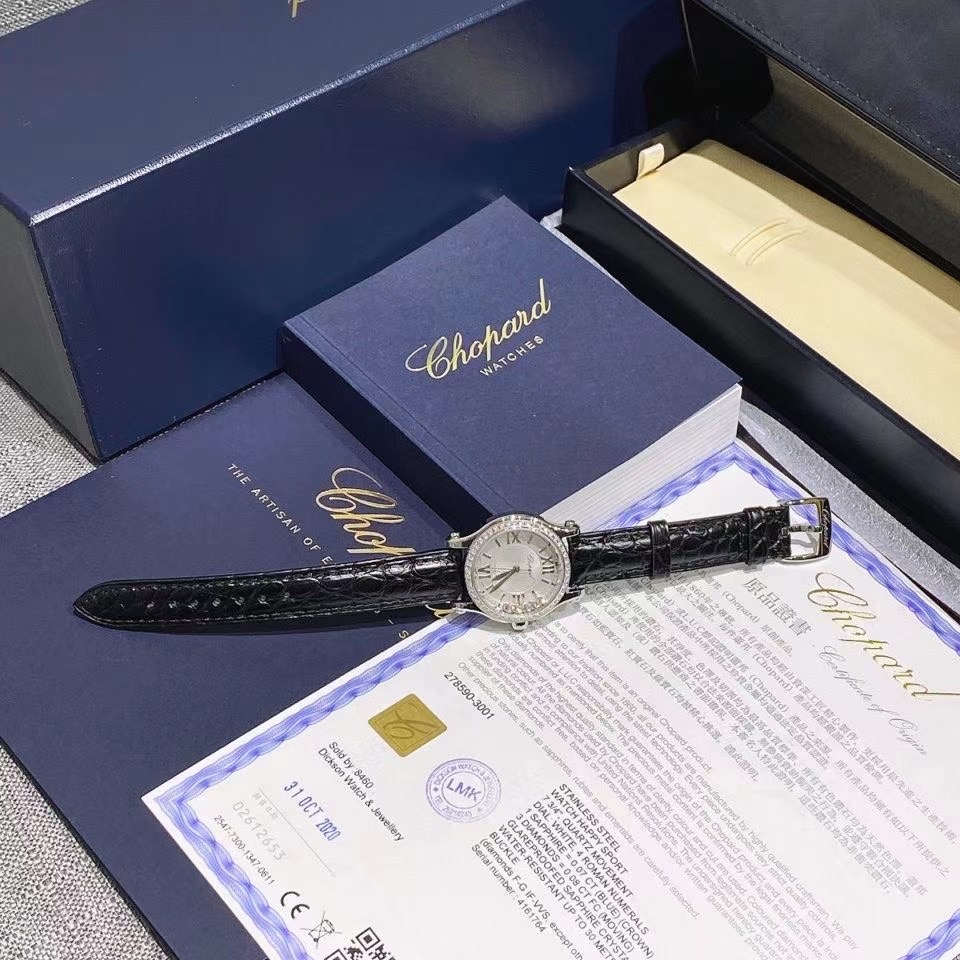 Chopard萧邦 全新全套快乐钻系列腕表 【全新全套】CHOPARD萧邦快乐钻系列自动机械女士腕表 热门新款 表径30mm 精钢后镶高品质真钻 优雅高贵 精致大方 上手超美💕最新12月保卡 原表46700 精钢原钻12万多 这个超值🉐️