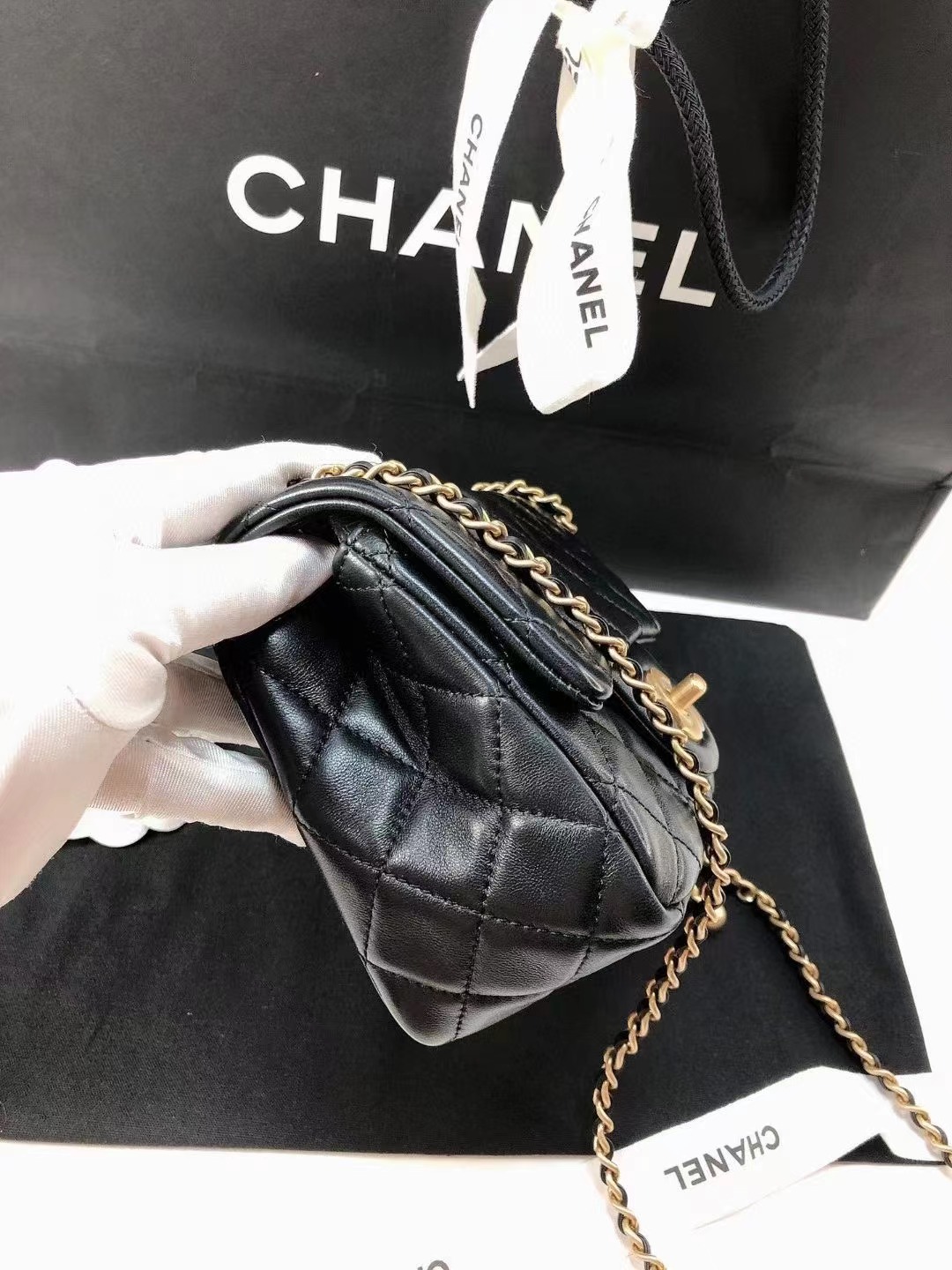 Chanel香奈儿 黑金芯片款金球方胖子 芯片款香奈儿Chanel 金球方胖子黑金 查码21年 梦中情包 一包有三种背法 理财产品硬通货 附件尘袋好价💰