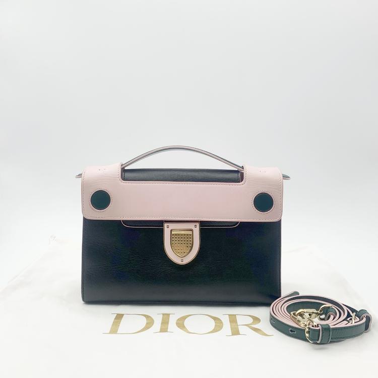 Dior 迪奥 粉拼黑Diorama盾牌系列手提斜挎包