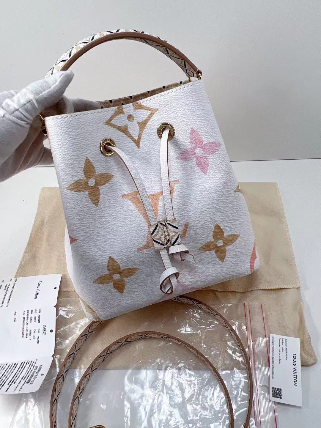 Louis Vuitton 路易威登 全新芯片限定水彩noe bb