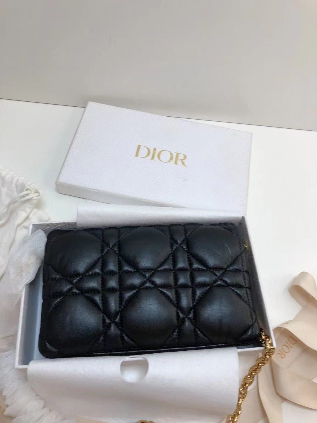 Dior迪奥 黑金Caro泡芙包 全❤️保存品Dior caro 小号 黑金 泡芙包 19*12 22年购 附件盒子尘袋 好价💰