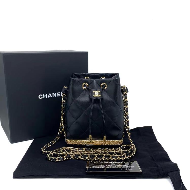 Chanel 香奈儿 黑金菱格拉绳收口水桶链条包