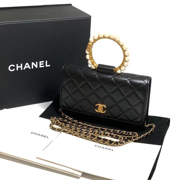 Chanel 香奈儿 黑金新款手工坊珍珠圆环手柄woc链条包