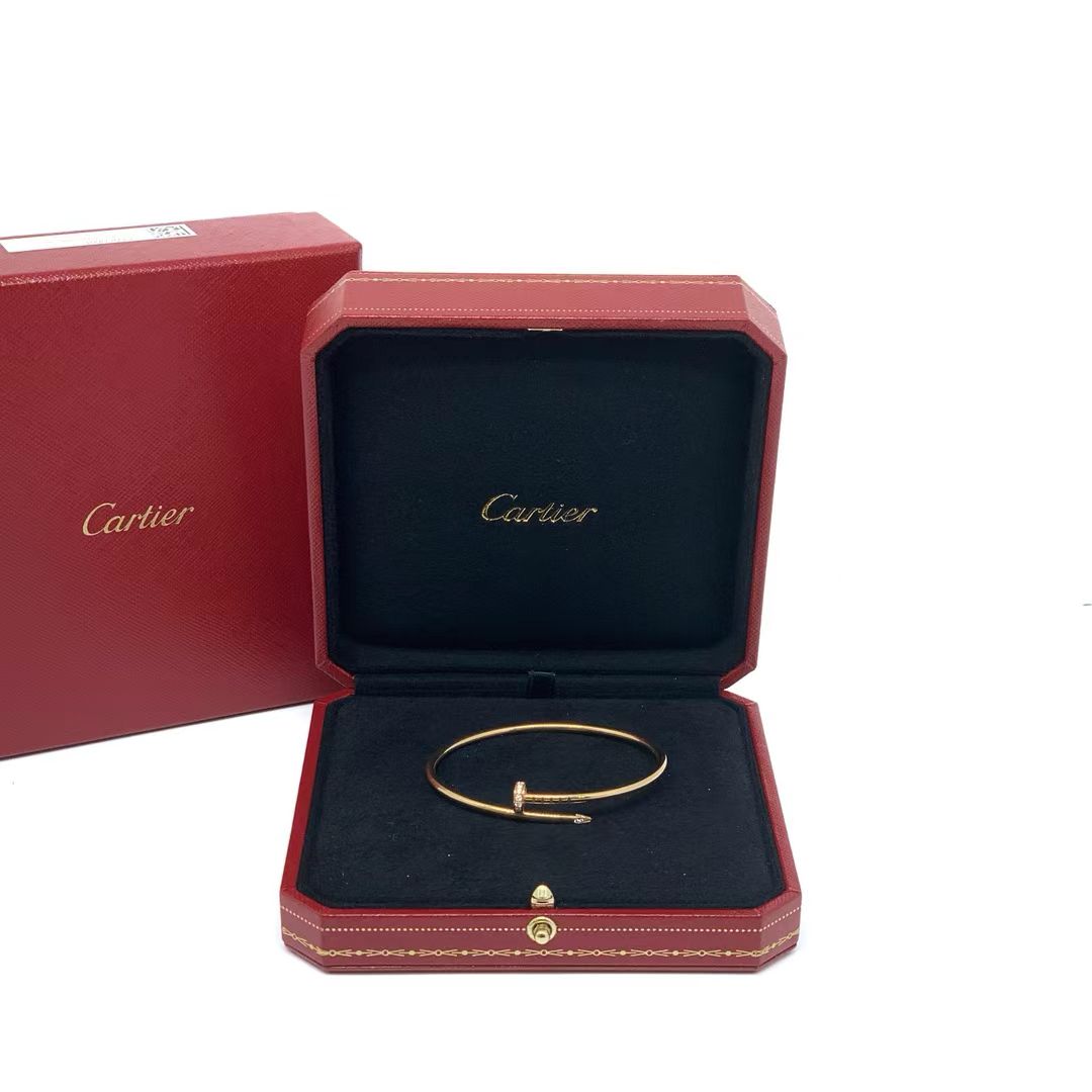 Cartier 卡地亚 玫瑰金窄版带钻钉子手镯16