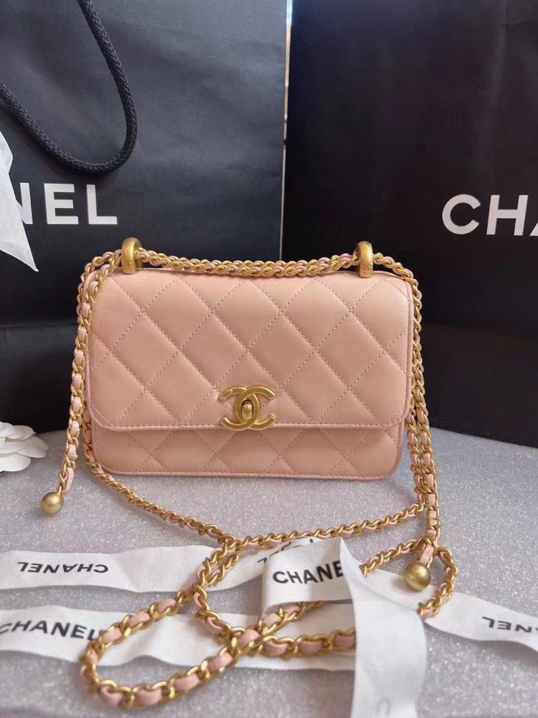 Chanel 香奈儿 全新裸粉色芯片款双金球woc