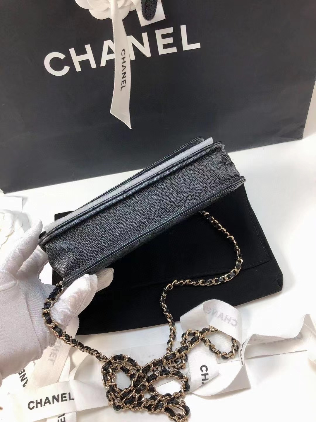 Chanel香奈儿 全新黑金22S钻扣woc 全❤️Chanel 香奈儿 黑金 22s胸针钻扣woc 发财包 鱼子酱皮 芯片款 附件尘袋好价💰