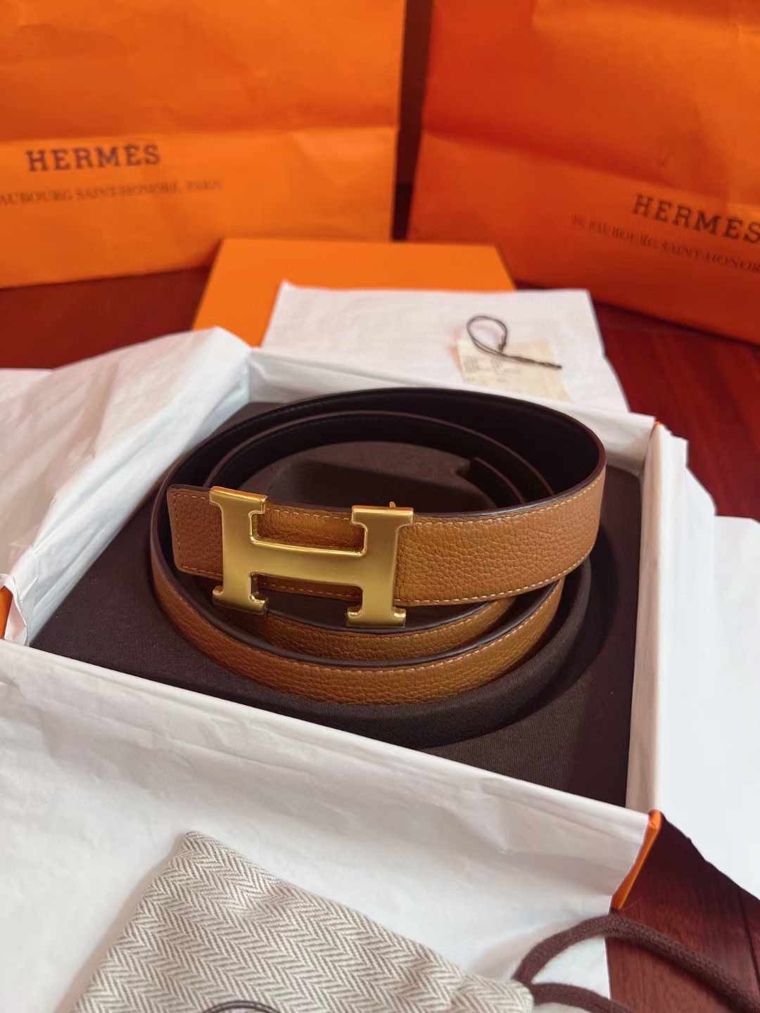 Hermes 爱马仕 金棕金扣H腰带